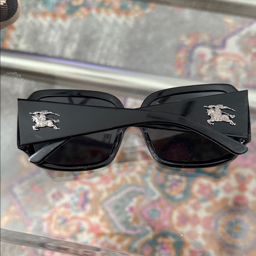 Burberry Black Designer Sunglasses - Picture 2 of 5
